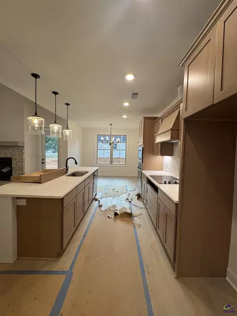 Kitchen - 7 Pleasant Oaks Dr, Perry, GA 31069 photo 3 of 3