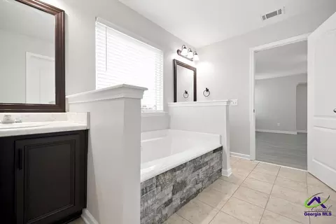 Entry Way - 105 Dane Ter, Warner Robins, GA 31088 photo 6 of 7