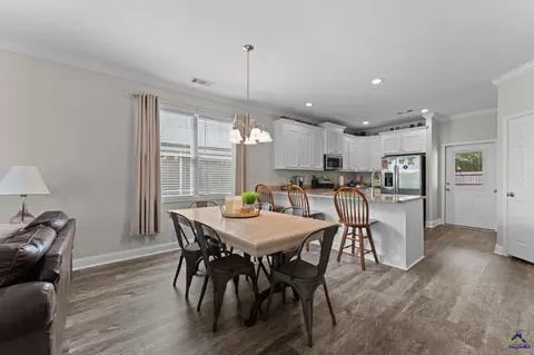 Dining - 116 Grayton Way, Perry, GA 31069 photo 1 of 2