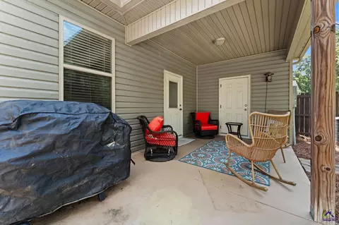 Exterior - 116 Grayton Way, Perry, GA 31069 photo 5 of 7
