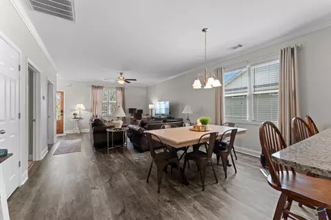 Dining - 116 Grayton Way, Perry, GA 31069 photo 2 of 2