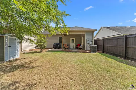 Exterior - 116 Grayton Way, Perry, GA 31069 photo 6 of 7