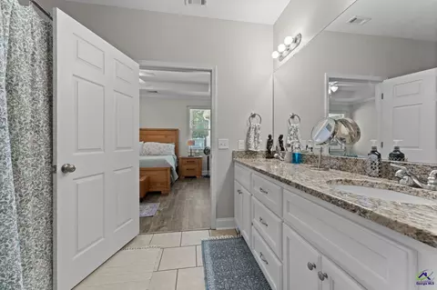 Entry Way - 116 Grayton Way, Perry, GA 31069 photo 3 of 3