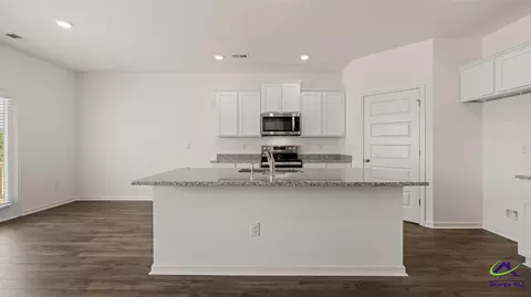 Kitchen - 223 Cattle Dr, Perry, GA 31069 photo 2 of 3