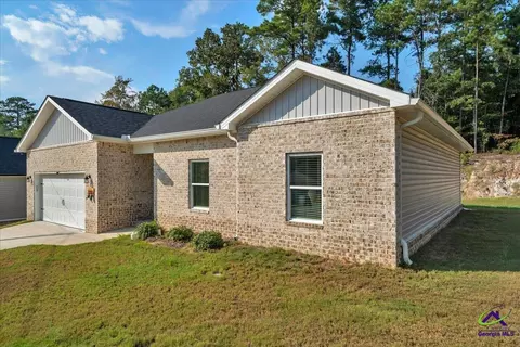 Exterior - 209 Sugar Maple Ct, Byron, GA 31008 photo 9 of 9