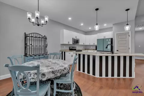 Dining - 209 Sugar Maple Ct, Byron, GA 31008 photo 2 of 3