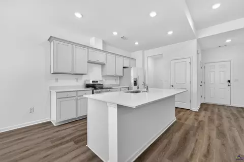 101 Overton Dr, Perry, GA 31069 photo 7