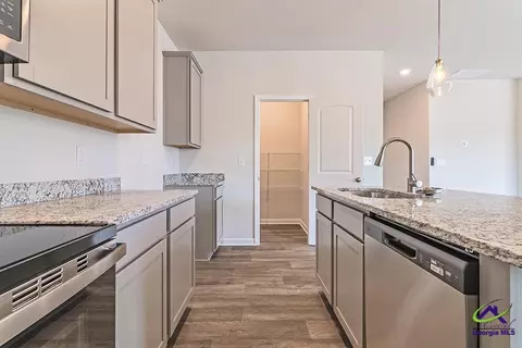 Kitchen - 645 Encore Dr #LOT 118, Perry, GA 31069 photo 2 of 2