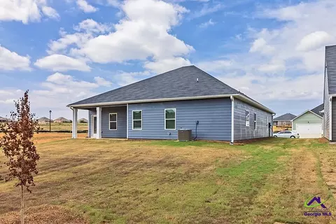 Exterior - 645 Encore Dr #LOT 118, Perry, GA 31069 photo 4 of 6