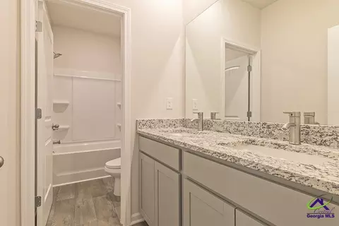Bath - 645 Encore Dr #LOT 118, Perry, GA 31069 photo 1 of 6