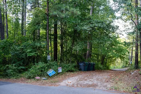 18 E Mourning Dove Ct, Monticello, GA 31064