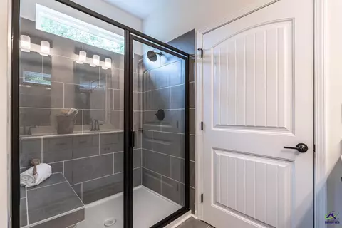 Bath - 507 Lamplight Dr #LOT E11, Byron, GA 31008 photo 3 of 4