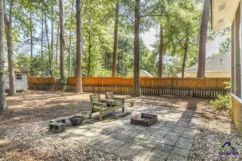 Exterior - 1003 Cherokee Rd, Perry, GA 31069 photo 8 of 12