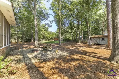 Exterior - 1003 Cherokee Rd, Perry, GA 31069 photo 12 of 12
