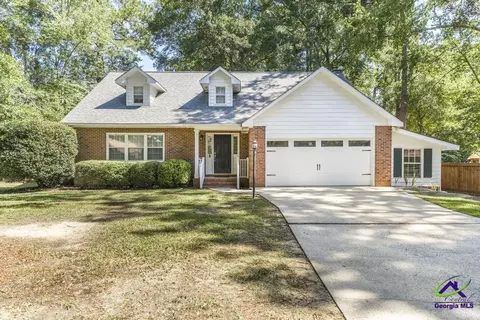 Exterior - 1003 Cherokee Rd, Perry, GA 31069 photo 2 of 12