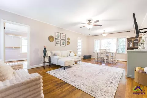 Living - 460 Sunset Cir, Forsyth, GA 31029 photo 2 of 2
