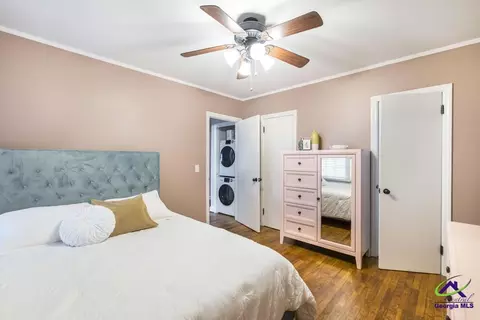 Bedroom - 460 Sunset Cir, Forsyth, GA 31029 photo 2 of 6