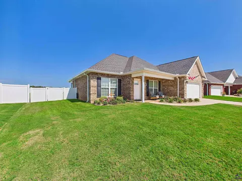 Exterior - 425 Lamplight Dr, Byron, GA 31008 photo 12 of 21