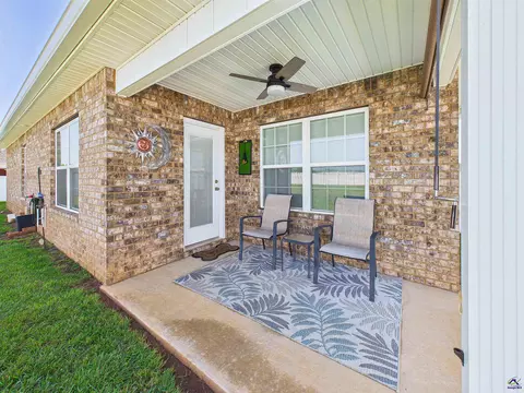 Exterior - 425 Lamplight Dr, Byron, GA 31008 photo 7 of 21