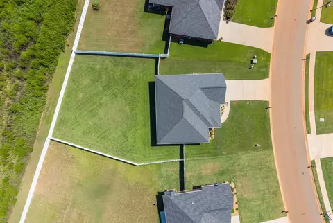 View/Area - 425 Lamplight Dr, Byron, GA 31008 photo 2 of 4