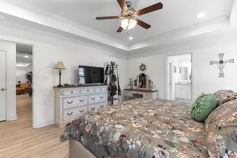 Bedroom - 425 Lamplight Dr, Byron, GA 31008 photo 6 of 7