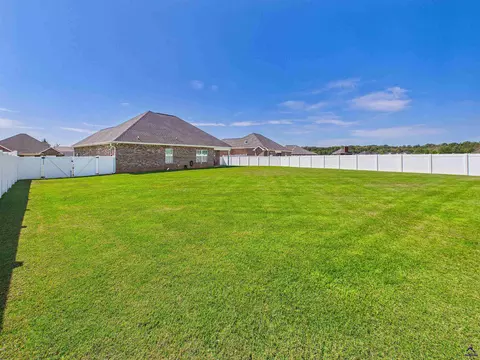 Exterior - 425 Lamplight Dr, Byron, GA 31008 photo 16 of 21