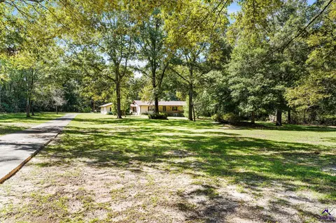Exterior - 108 Waldorf Dr, Perry, GA 31069 photo 3 of 13