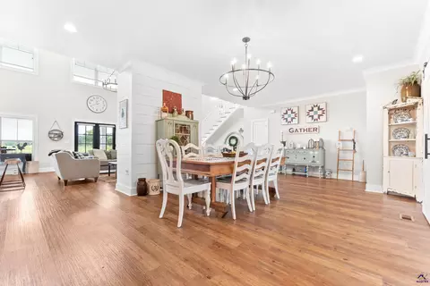 Dining - 200 Smith Sapp Rd, Cochran, GA 31014 photo 1 of 6