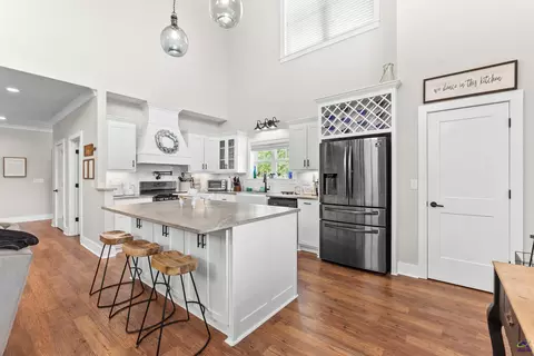 Kitchen - 200 Smith Sapp Rd, Cochran, GA 31014 photo 1 of 9