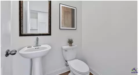 Entry Way - 122 Billboard Ave #THENCORE TOWNHOMES, Perry, GA 31069 photo 1 of 2