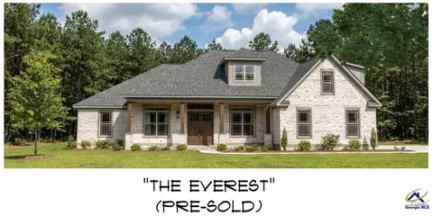 11 Pleasant Oaks Dr, Perry, GA 31069