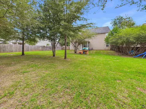 Exterior - 203 Christopher Luke Cir, Perry, GA 31069 photo 14 of 17