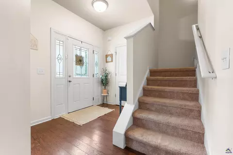 Entry Way - 203 Christopher Luke Cir, Perry, GA 31069 photo 3 of 8