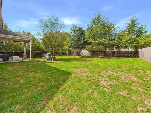 Exterior - 203 Christopher Luke Cir, Perry, GA 31069 photo 7 of 17