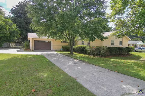 416 Knodishall Dr, Warner Robins, GA 31093