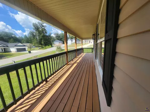 Exterior - 104 Silver Maple Ct, Byron, GA 31008 photo 2 of 2
