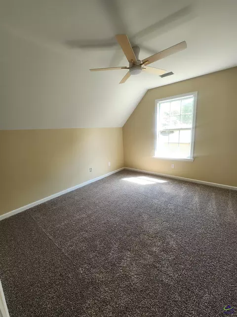 Bedroom - 104 Silver Maple Ct, Byron, GA 31008 photo 4 of 5