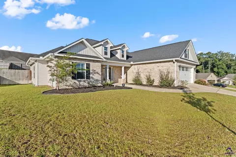 342 Creek Ridge Dr, Warner Robins, GA 31088