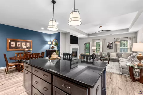 Kitchen - 105 Red Cedar Run, Perry, GA 31069 photo 14 of 15