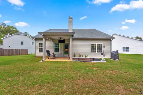 Exterior - 105 Red Cedar Run, Perry, GA 31069 photo 19 of 21