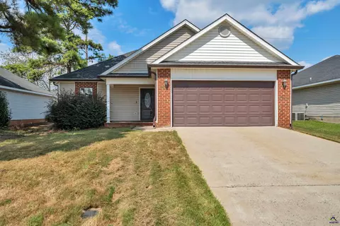 110 Timber Mill Ct, Warner Robins, GA 31088