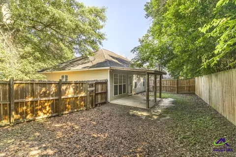 Exterior - 5 Pine Shadow Ct, Centerville, GA 31028 photo 4 of 4