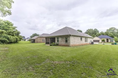 Exterior - 504 Clifton Rd, Perry, GA 31069 photo 7 of 8
