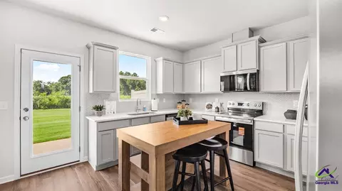 Kitchen - 234 Lavendar Ln # B, Perry, GA 31069 photo 2 of 2
