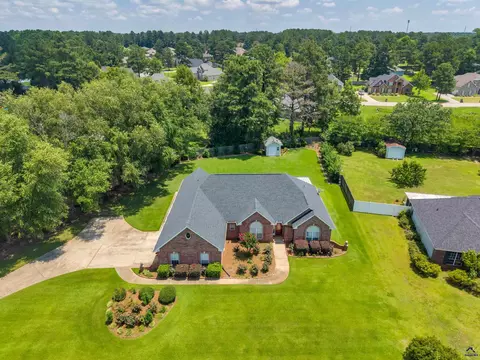 View/Area - 206 N Hampton Pl, Perry, GA 31069 photo 3 of 3