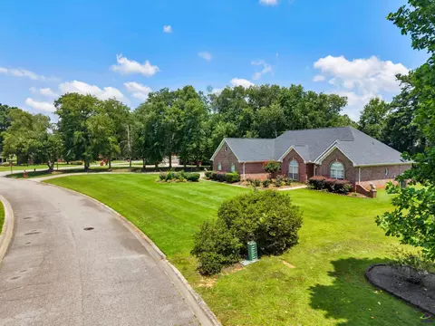 View/Area - 206 N Hampton Pl, Perry, GA 31069 photo 1 of 3