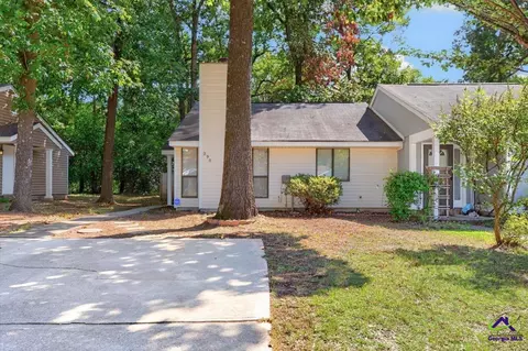 290 Somerset Dr, Warner Robins, GA 31088