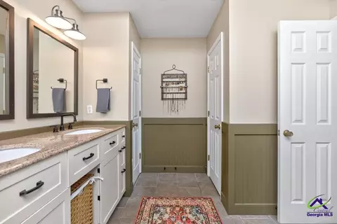 Bath - 103 Willow Gln, Centerville, GA 31028 photo 1 of 13