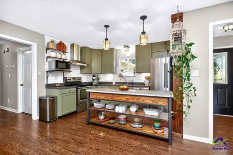 Kitchen - 103 Willow Gln, Centerville, GA 31028 photo 6 of 6
