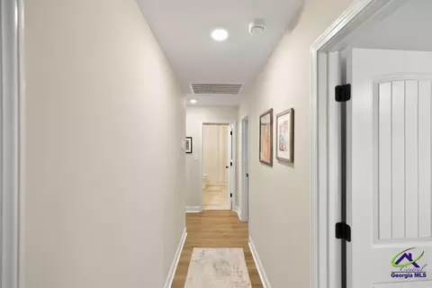 Entry Way - 141 Red Tail Cir, Byron, GA 31008 photo 4 of 4
